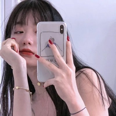 她不当女主很多年